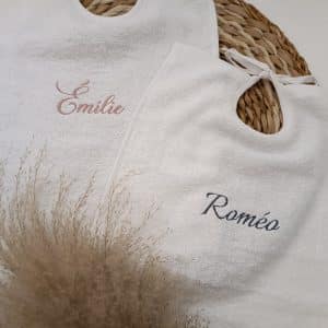 Bavoirs Personnalisés : L'Essentiel du Bébé